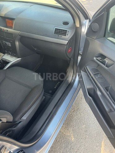 Opel Astra 2005, 254,000 km - 1.4 l - Bakı