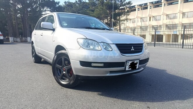Mitsubishi Airtrek 2001, 425,600 km - 2.0 l - Sumqayıt