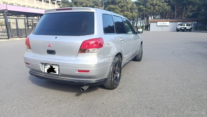 Mitsubishi Airtrek 2001, 425,600 km - 2.0 l - Sumqayıt