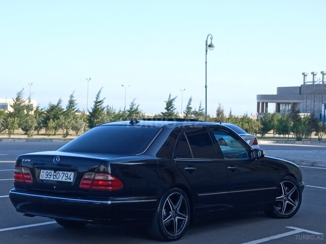 Mercedes E 320 2000, 299,000 km - 3.2 l - Sumqayıt