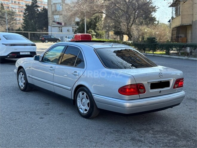 Mercedes E 230 1997, 295,800 km - 2.3 l - Bakı
