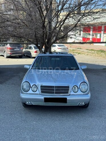 Mercedes E 230 1997, 295,800 km - 2.3 l - Bakı