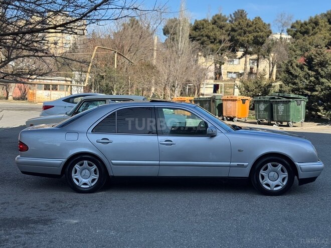 Mercedes E 230 1997, 295,800 km - 2.3 l - Bakı