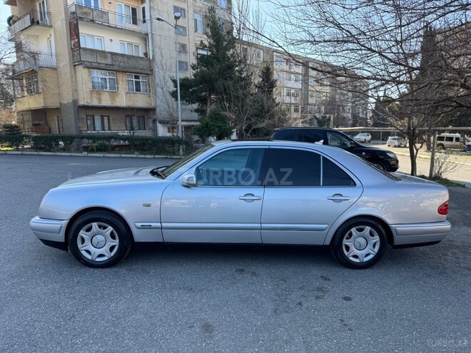 Mercedes E 230 1997, 295,800 km - 2.3 l - Bakı