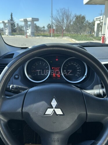 Mitsubishi Lancer 2015, 184,500 km - 1.6 л - Bakı