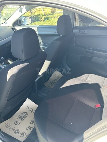 Mitsubishi Lancer 2015, 184,500 km - 1.6 л - Bakı