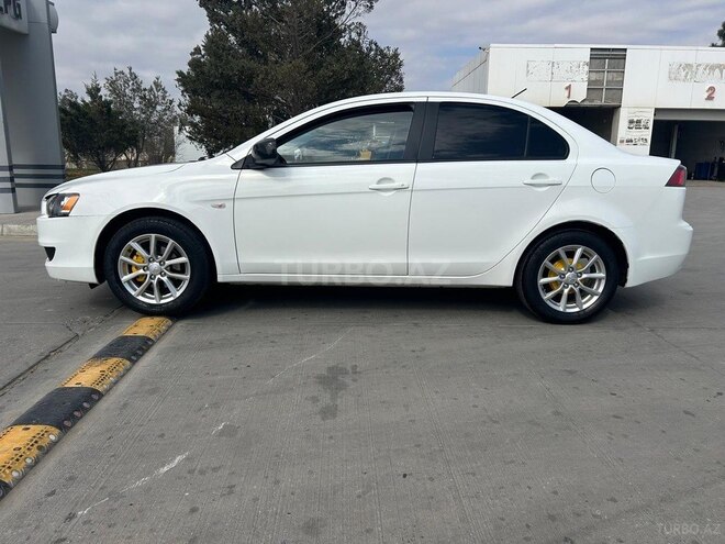 Mitsubishi Lancer 2015, 184,500 km - 1.6 л - Bakı
