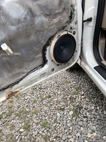 Nissan Sunny 2007, 355,707 km - 1.3 л - Quba