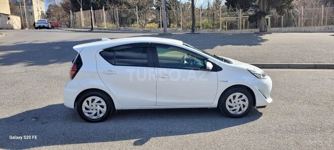 Toyota Aqua 2018, 144,000 km - 1.5 l - Bakı
