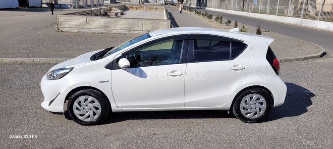Toyota Aqua 2018, 144,000 km - 1.5 l - Bakı