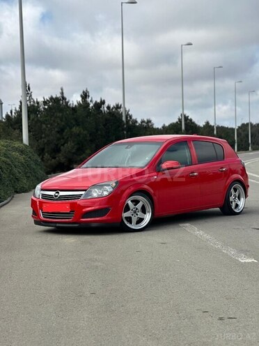 Opel Astra 2009, 286,000 km - 1.4 l - Bakı