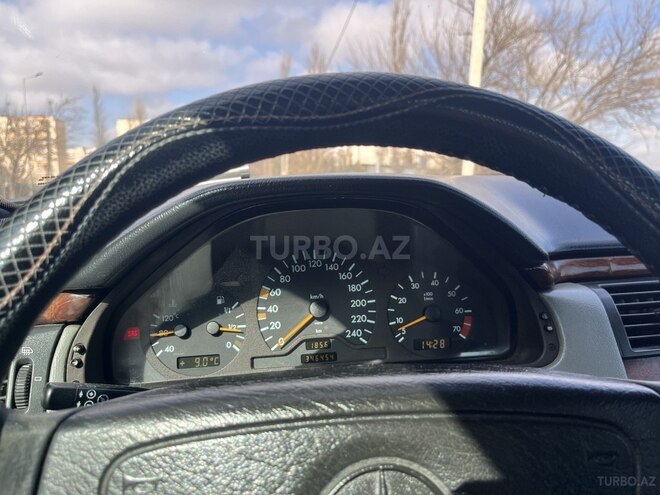 Mercedes E 200 1996, 346,450 km - 2.0 л - Bakı