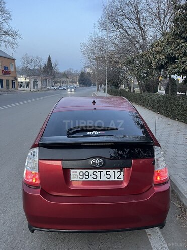 Toyota Prius-2