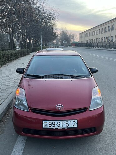 Toyota Prius-1