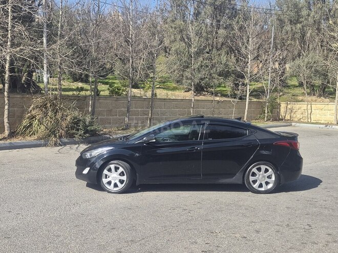 Hyundai Elantra 2013, 196,000 km - 1.8 l - Bakı