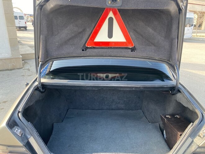 Mercedes E 220 1993, 488,378 km - 2.2 l - Şirvan