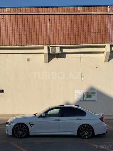 BMW 330-13