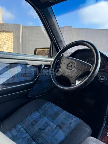 Mercedes C 200 1996, 397,000 km - 2.0 l - Bakı