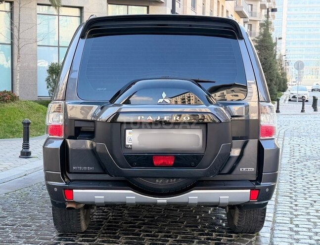 Mitsubishi Pajero 2016, 128,000 km - 3.8 l - Bakı