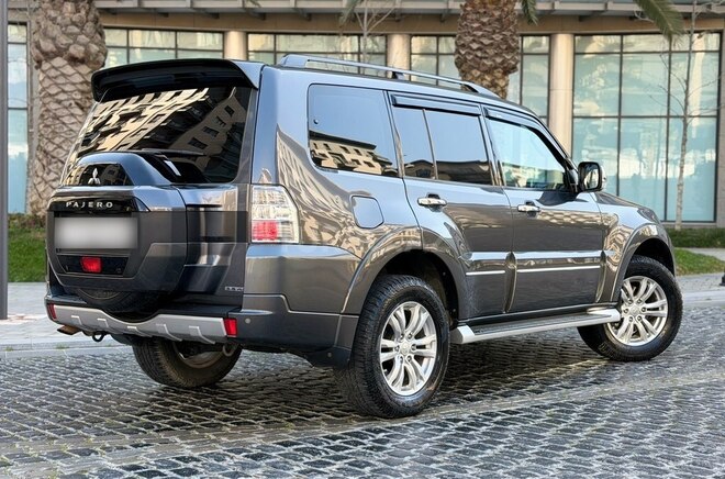 Mitsubishi Pajero 2016, 128,000 km - 3.8 l - Bakı