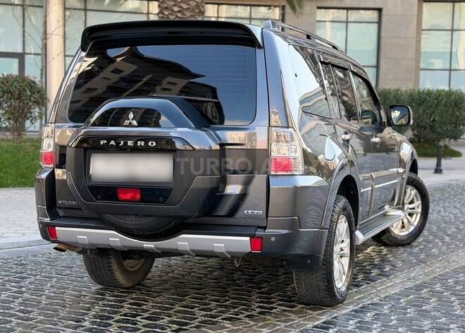 Mitsubishi Pajero 2016, 128,000 km - 3.8 l - Bakı