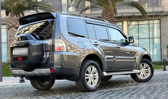 Mitsubishi Pajero 2016, 128,000 km - 3.8 l - Bakı