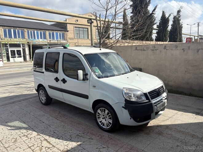 Fiat Doblo 2009, 275,000 km - 1.3 l - Bakı