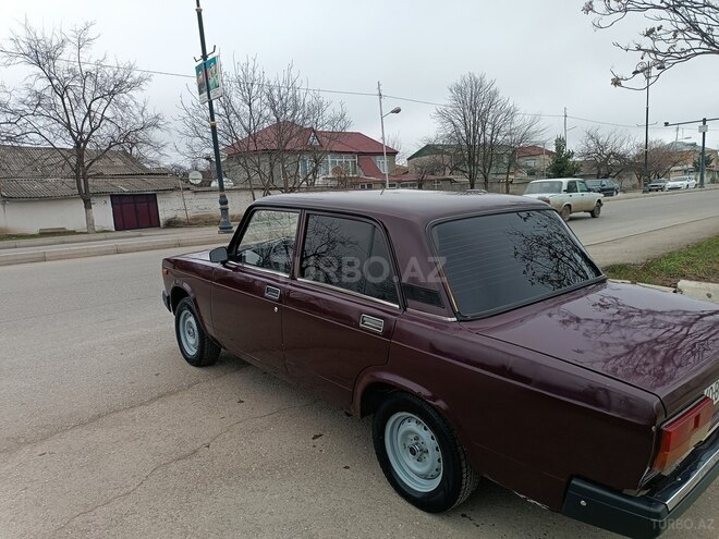 LADA (VAZ) 2107 2006, 100,000 km - 1.6 л - Quba
