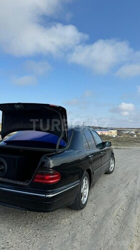 Mercedes E 320 2000, 333,500 km - 3.2 l - Bakı