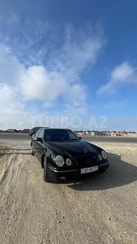 Mercedes E 320 2000, 333,500 km - 3.2 l - Bakı