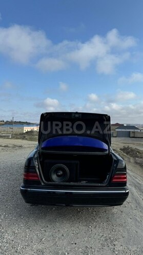 Mercedes E 320 2000, 333,500 km - 3.2 l - Bakı