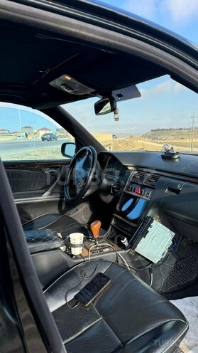 Mercedes E 320 2000, 333,500 km - 3.2 l - Bakı
