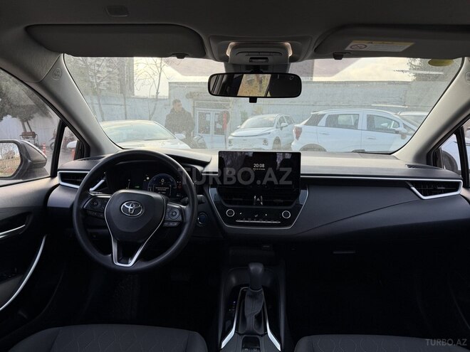 Toyota Corolla 2023, 30,000 km - 1.6 l - Bakı