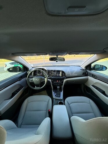 Hyundai Elantra 2018, 209,000 km - 2.0 л - Bakı