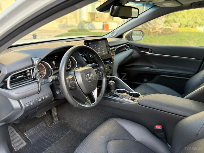 Toyota Camry 2023, 15,786 km - 2.5 l - Bakı