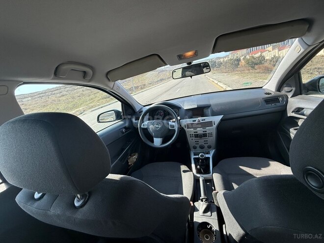 Opel Astra 2009, 214,000 km - 1.4 l - Bakı