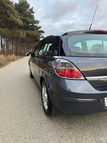 Opel Astra 2009, 214,000 km - 1.4 l - Bakı