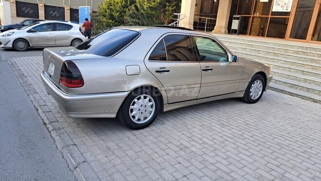 Mercedes C 230 1998, 258,000 km - 2.3 л - Bakı