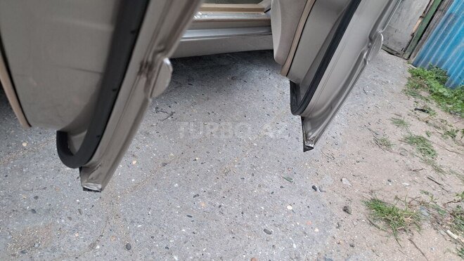 Mercedes C 230 1998, 258,000 km - 2.3 л - Bakı