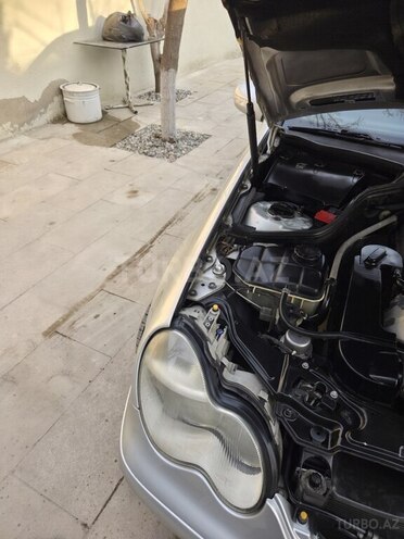 Mercedes C 200 2001, 350,000 km - 2.0 l - Sumqayıt