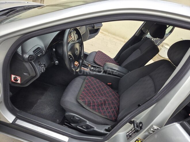 Mercedes C 200 2001, 350,000 km - 2.0 l - Sumqayıt