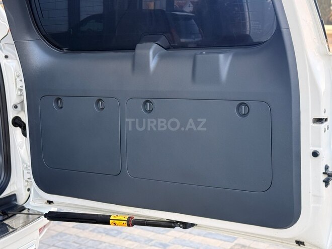 Toyota Land Cruiser Prado 2011, 189,000 km - 2.7 l - Bakı