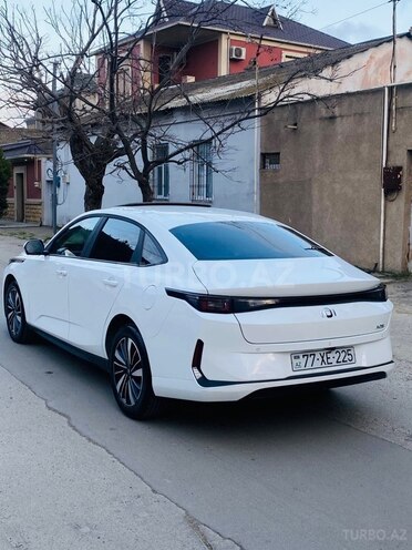 Changan Qiyuan A05 2025, 18,700 km - 1.5 л - Bakı