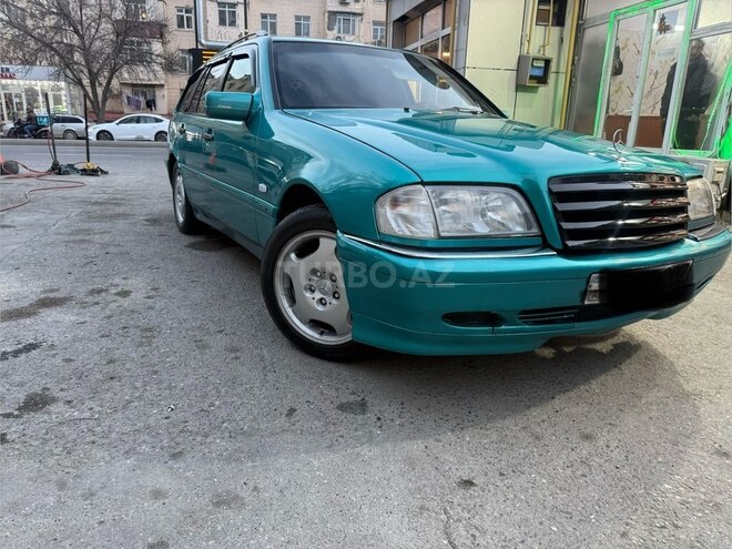 Mercedes C 220 2000, 349,000 km - 2.2 l - Bakı