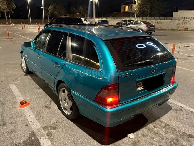 Mercedes C 220 2000, 349,000 km - 2.2 l - Bakı