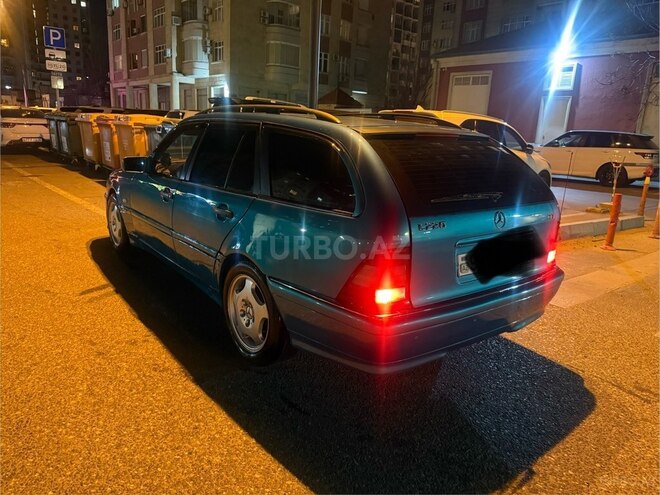 Mercedes C 220 2000, 349,000 km - 2.2 l - Bakı