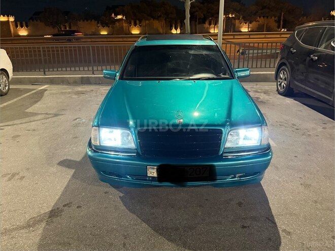 Mercedes C 220 2000, 349,000 km - 2.2 l - Bakı