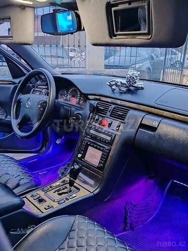 Mercedes E 320 2000, 382,000 km - 3.2 l - Gəncə