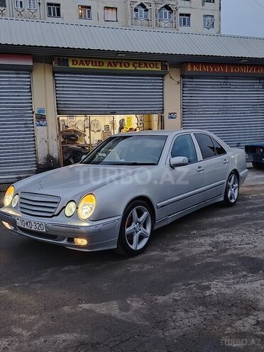 Mercedes E 320 2000, 382,000 km - 3.2 l - Gəncə