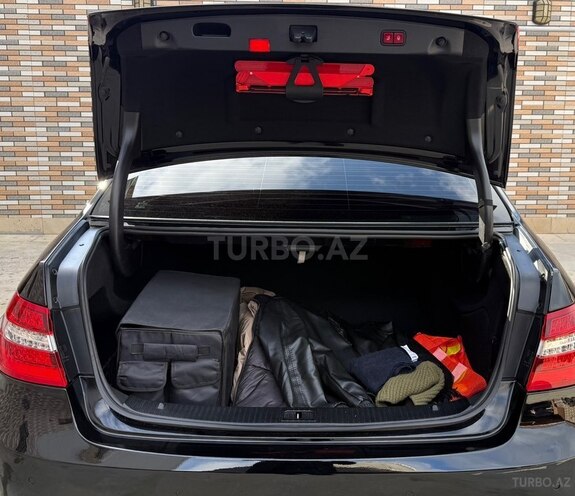 Mercedes E 300 2010, 192,000 km - 3.0 l - Bakı